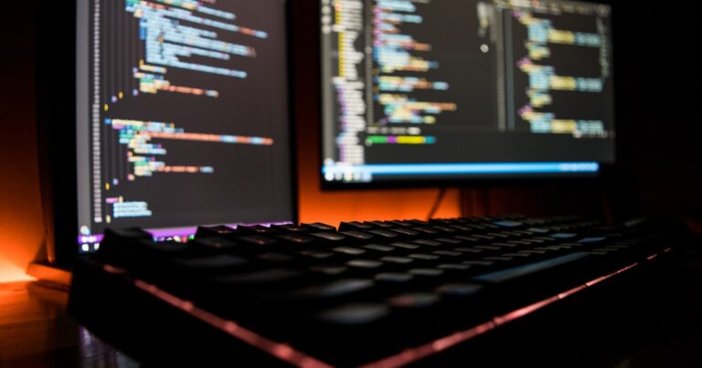 程序员要失业了？Cursor AI 让我编码效率翻 3 倍，老板说一个人顶一个团队